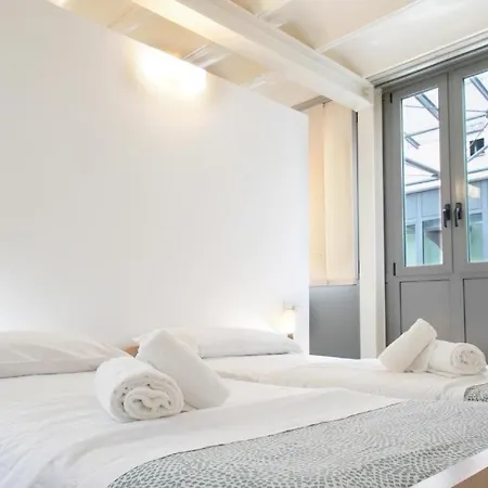 Moderno Con Parcheggio Gratuito Di Fronte Appartamento Lecco