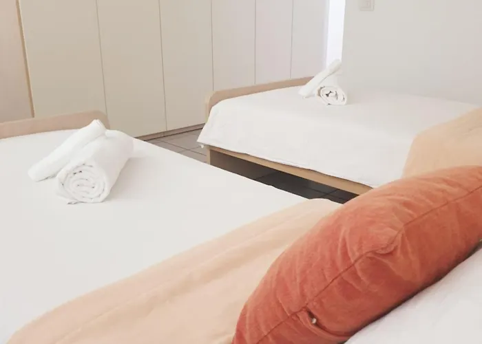 Moderno Con Parcheggio Gratuito Di Fronte Lecco