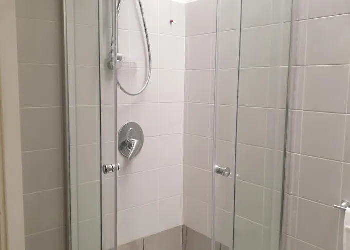 Moderno Con Parcheggio Gratuito Di Fronte *