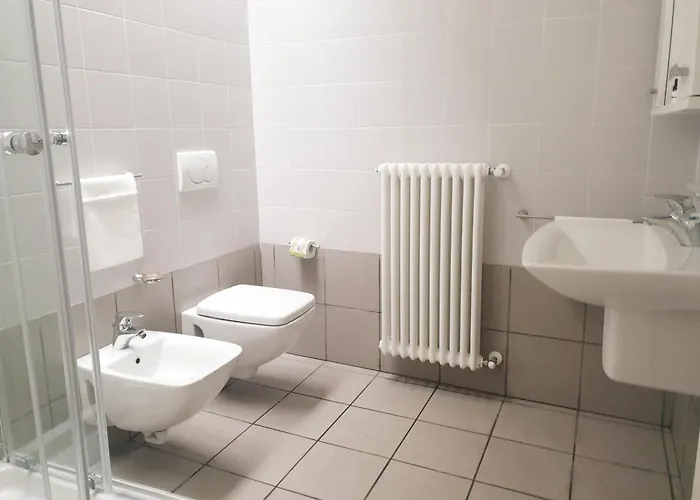 Appartement Moderno Con Parcheggio Gratuito Di Fronte