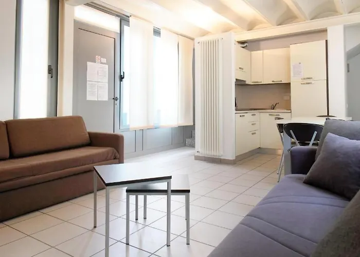 Apartamento Moderno Con Parcheggio Gratuito Di Fronte Lecco