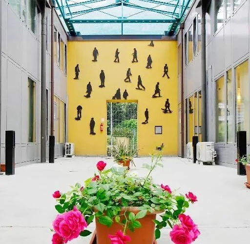 Moderno Con Parcheggio Gratuito Di Fronte Lecco