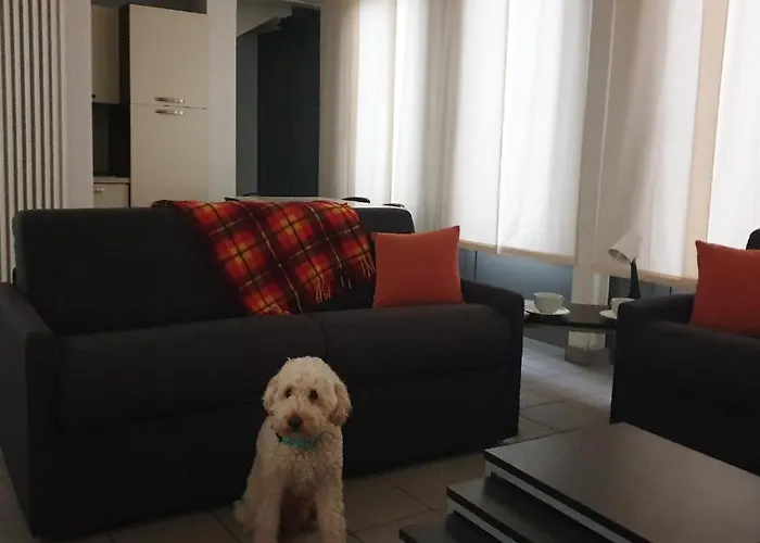 Moderno Con Parcheggio Gratuito Di Fronte Apartamento Lecco