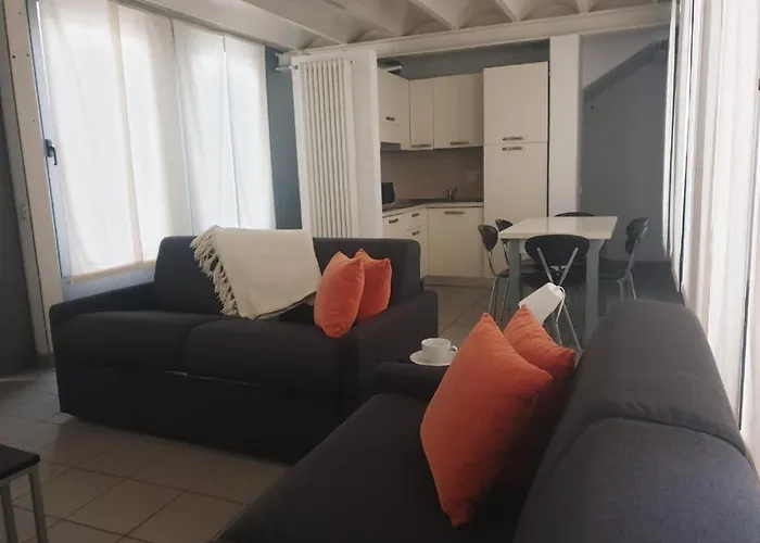 Moderno Con Parcheggio Gratuito Di Fronte * Lecco