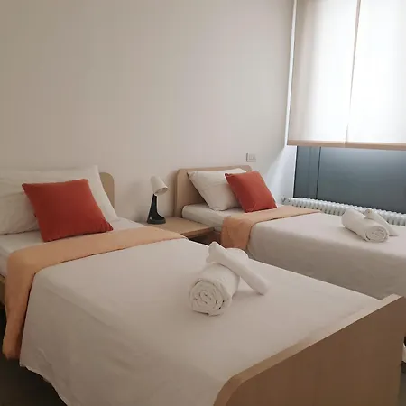 Apartament Moderno Con Parcheggio Gratuito Di Fronte *