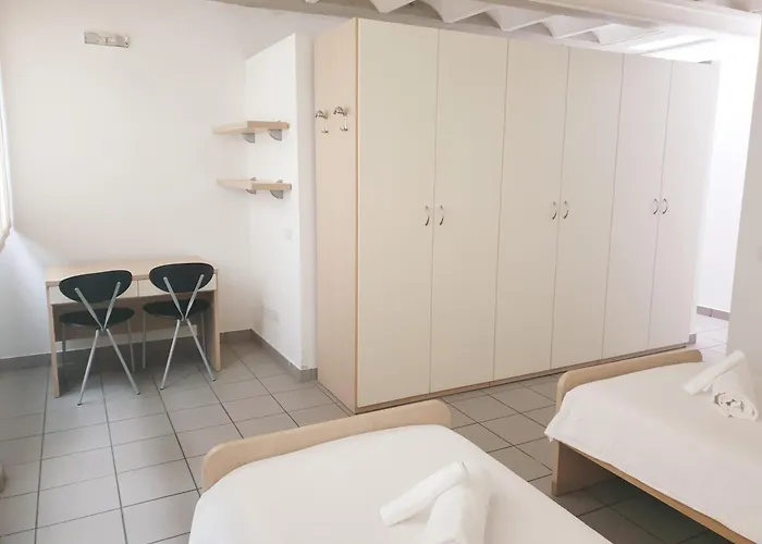 Moderno Con Parcheggio Gratuito Di Fronte Apartament *
